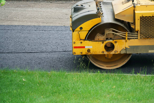 Best Driveway Resurfacing Pavers  in North Prairie, WI